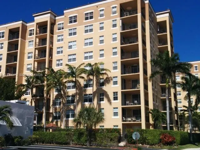 1801 N Flagler Drive #912