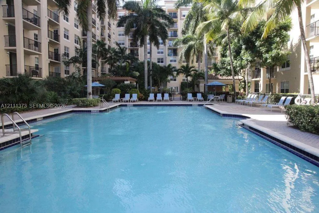 1801 N Flagler Drive #912
