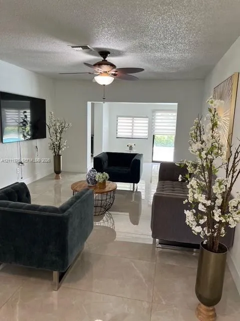 10860 NW 40th Street