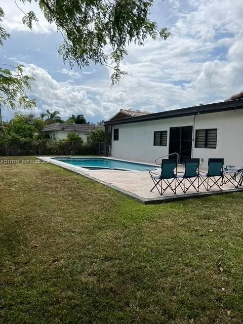 10860 NW 40th Street