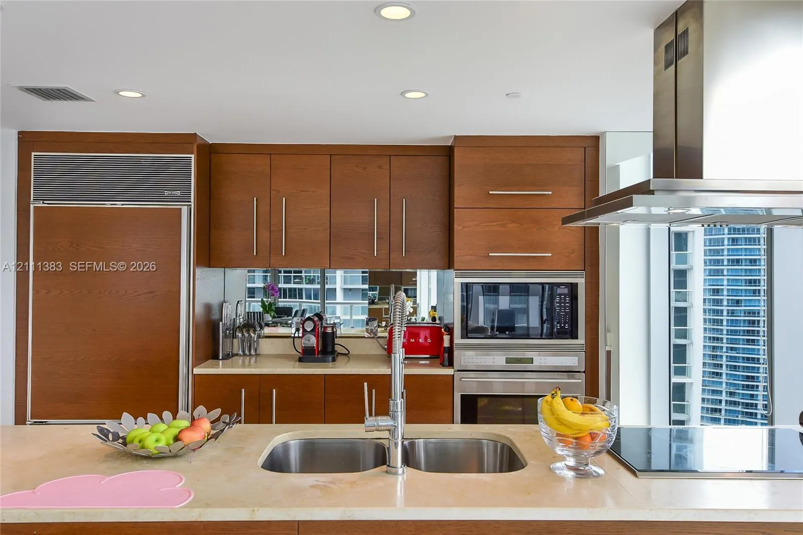 495 Brickell Avenue #4810