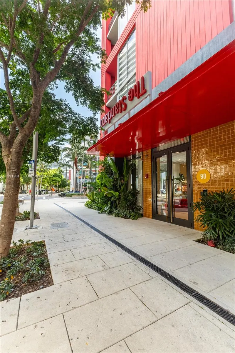 90 NE 32nd Street #504