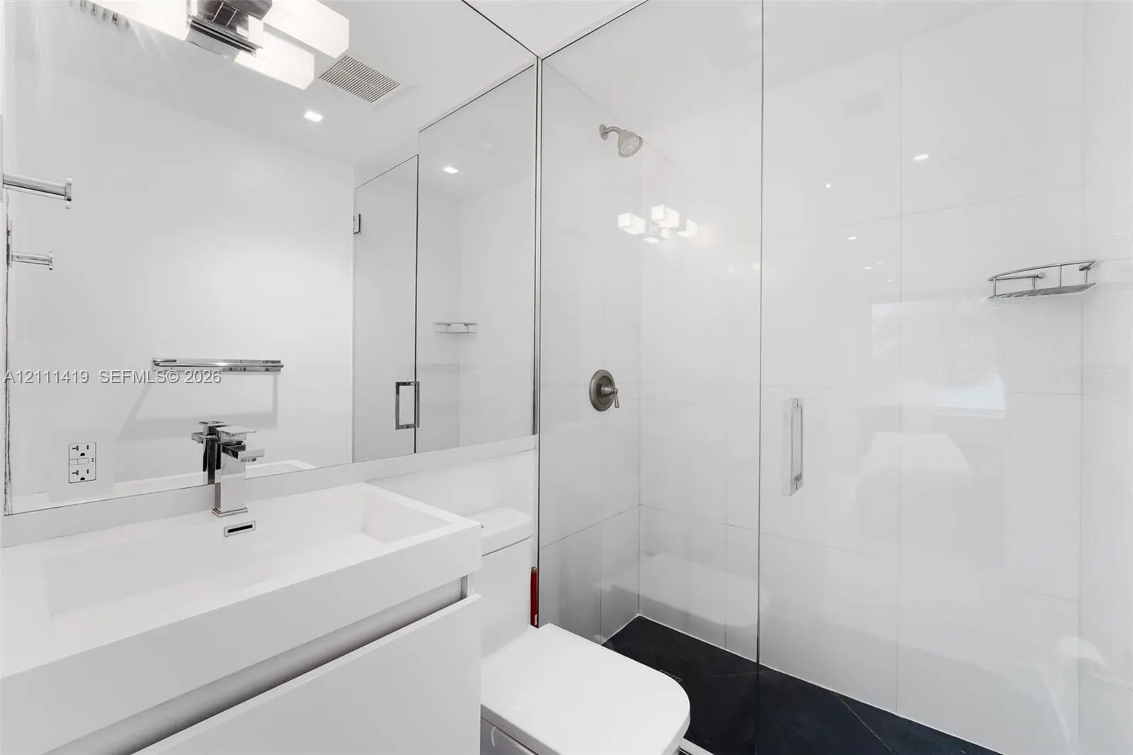 1460 Ocean Drive #307