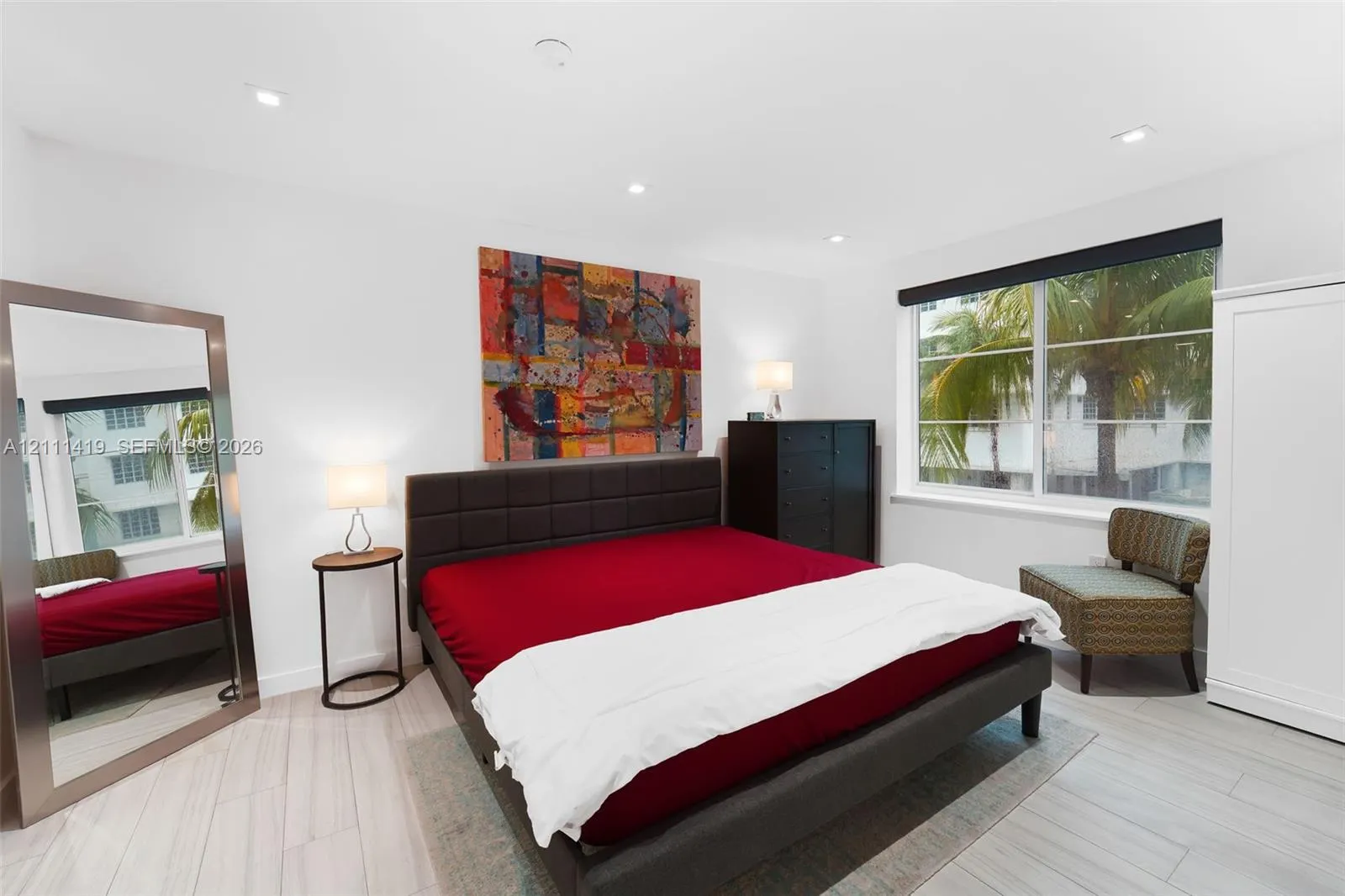 1460 Ocean Drive #307