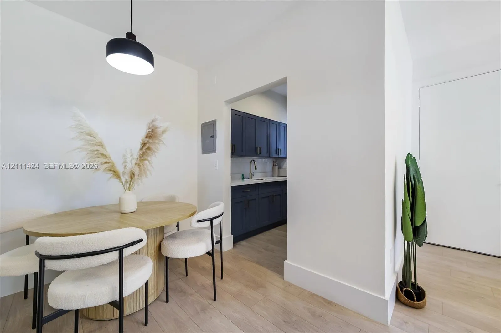 8040 Harding Avenue #4