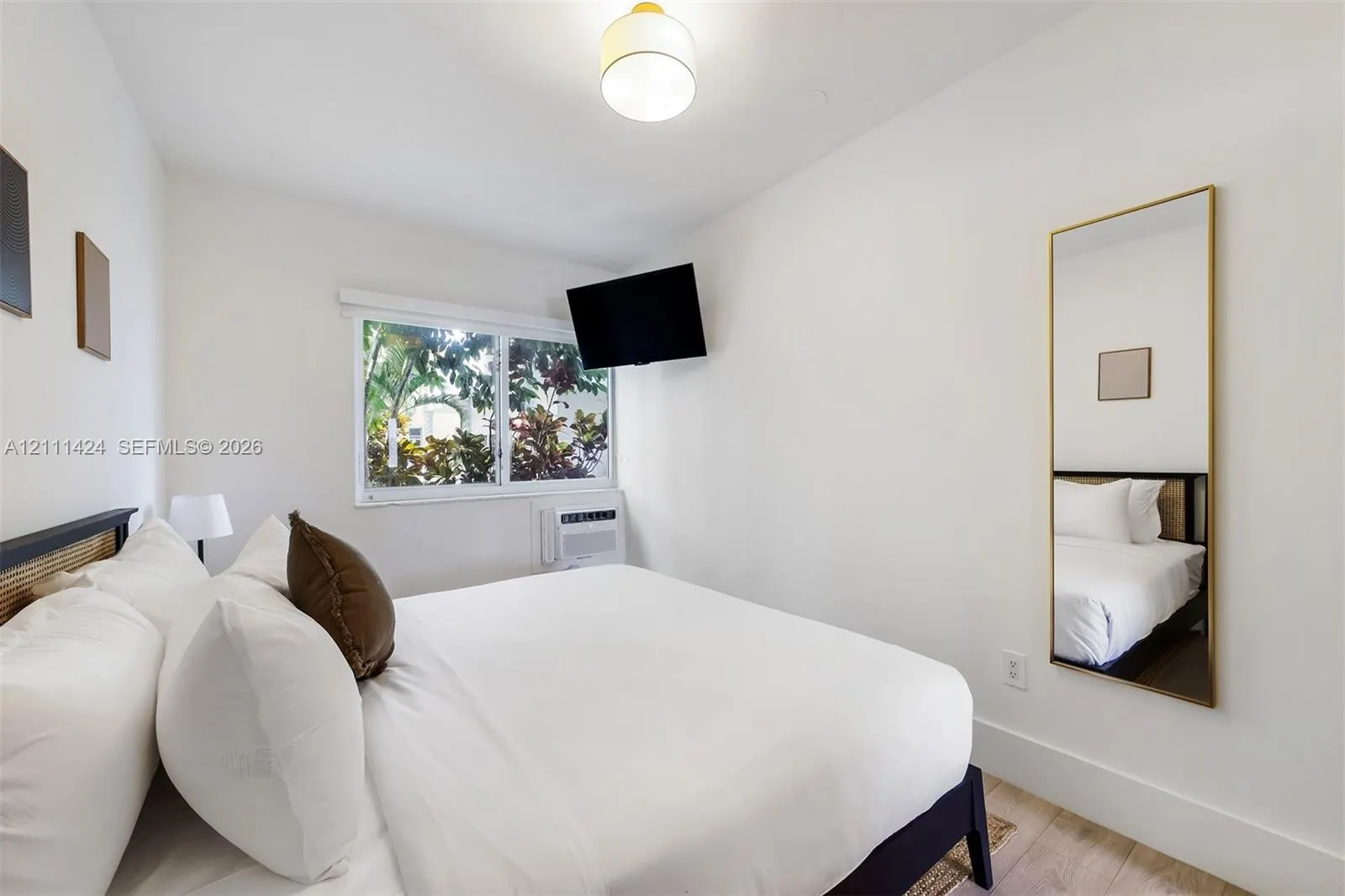 8040 Harding Avenue #4