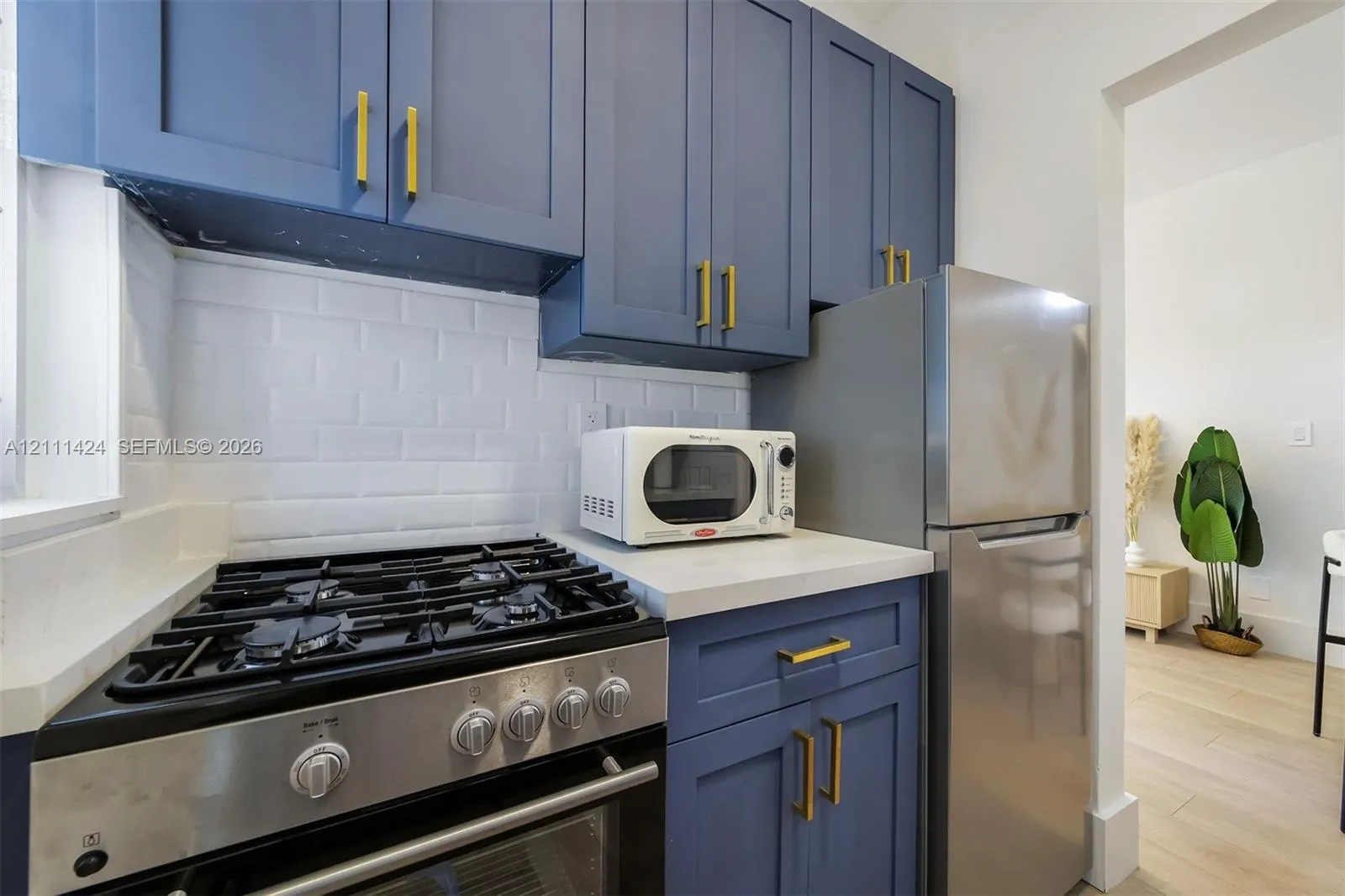 8040 Harding Avenue #4