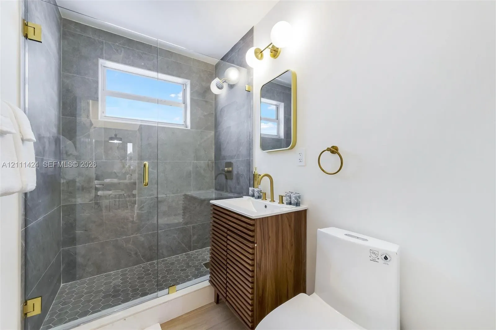 8040 Harding Avenue #4