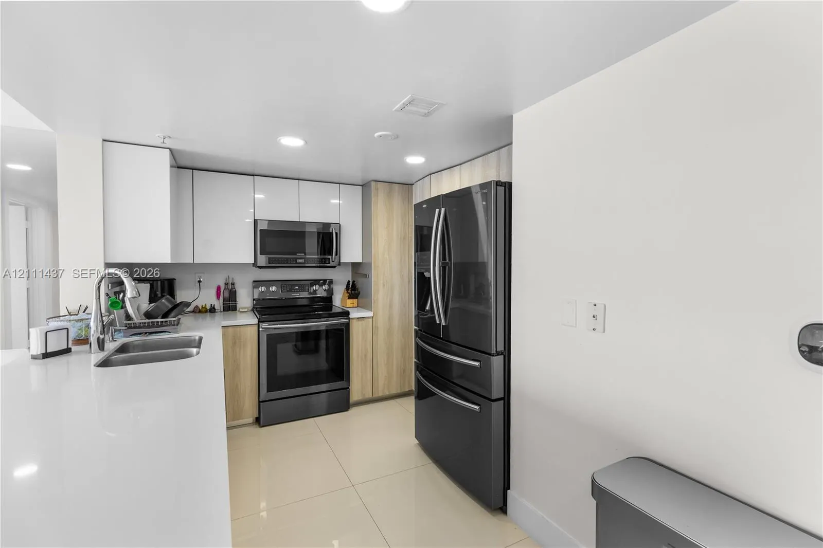 3000 Coral Way #1110