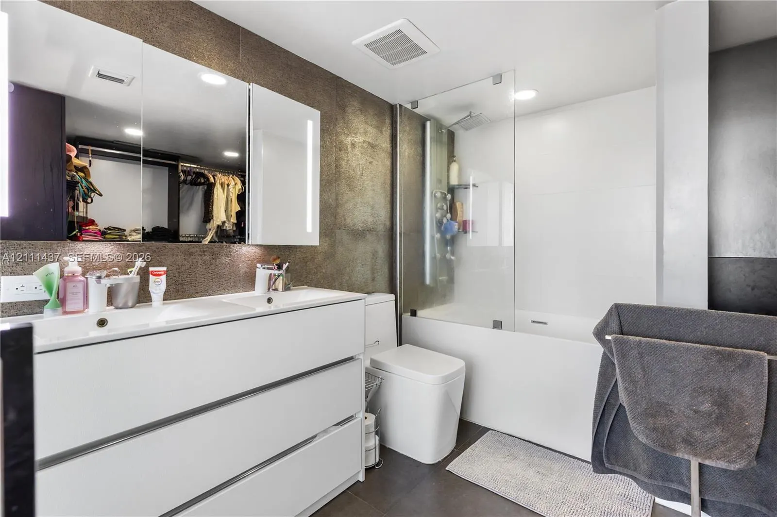 3000 Coral Way #1110