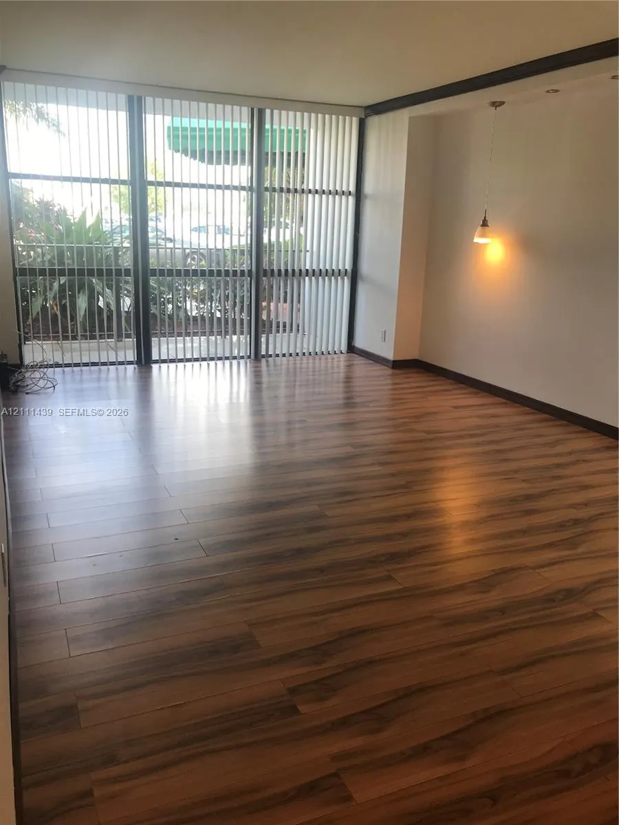 800 Parkview Drive #102