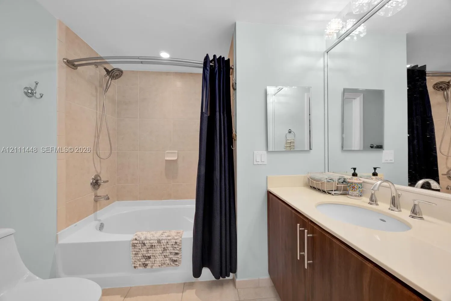 2421 NE 65th Street #211