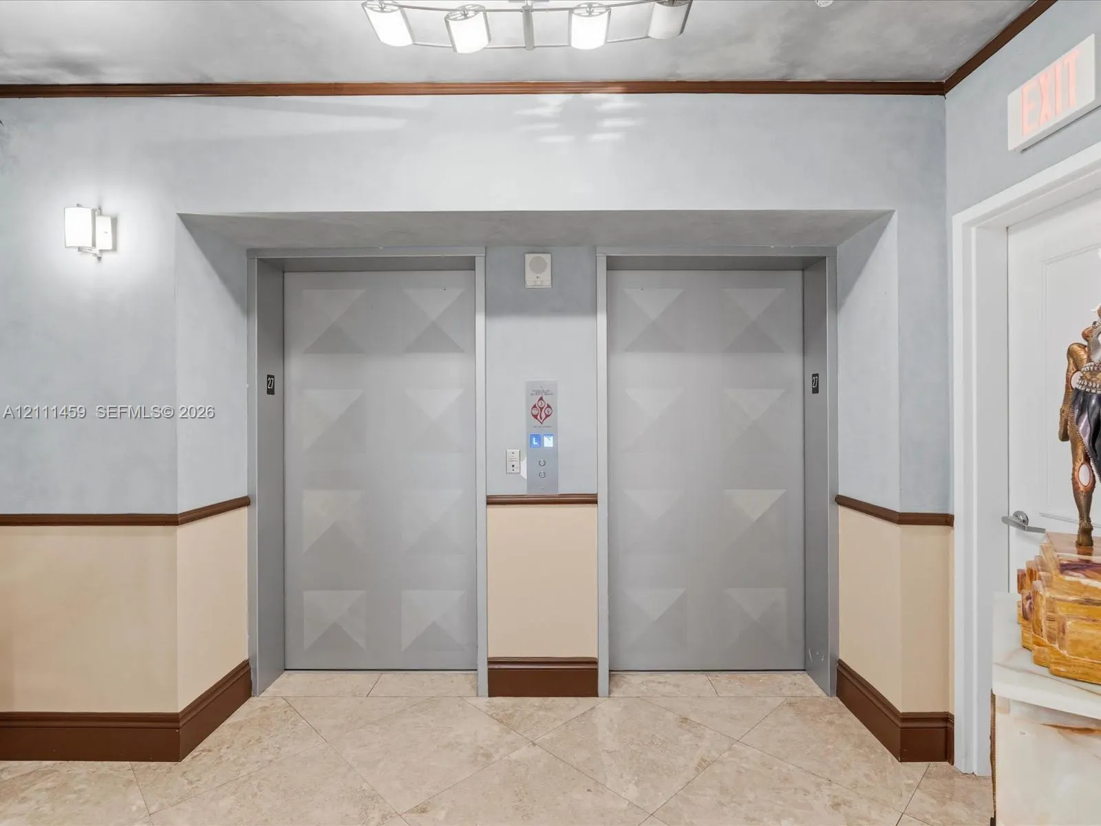 3101 S Ocean Drive #2707