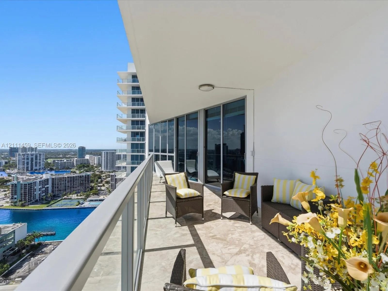 3101 S Ocean Drive #2707