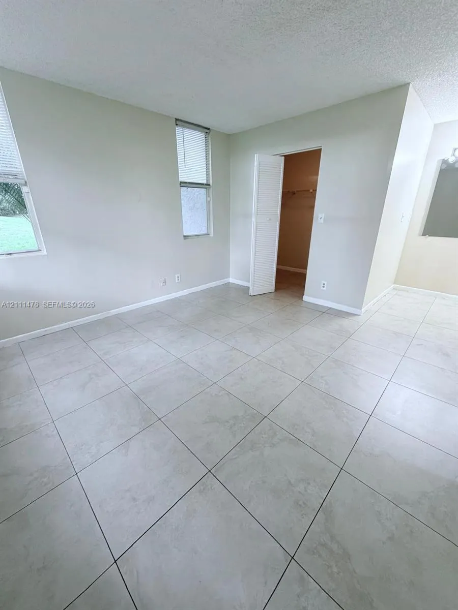 741 Lyons Road #17108