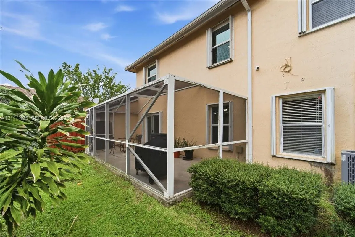 5331 NW 89th Terrace