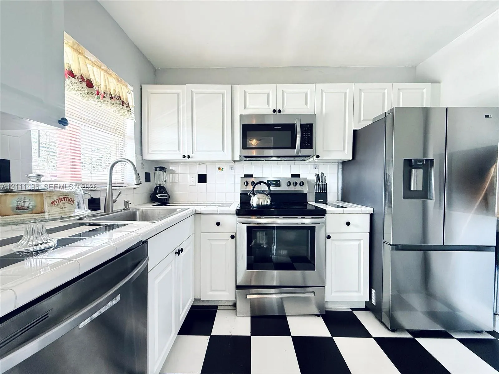7891 N Sunrise Lakes Drive #310