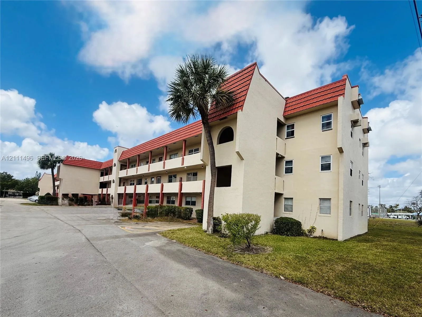 7891 N Sunrise Lakes Drive #310