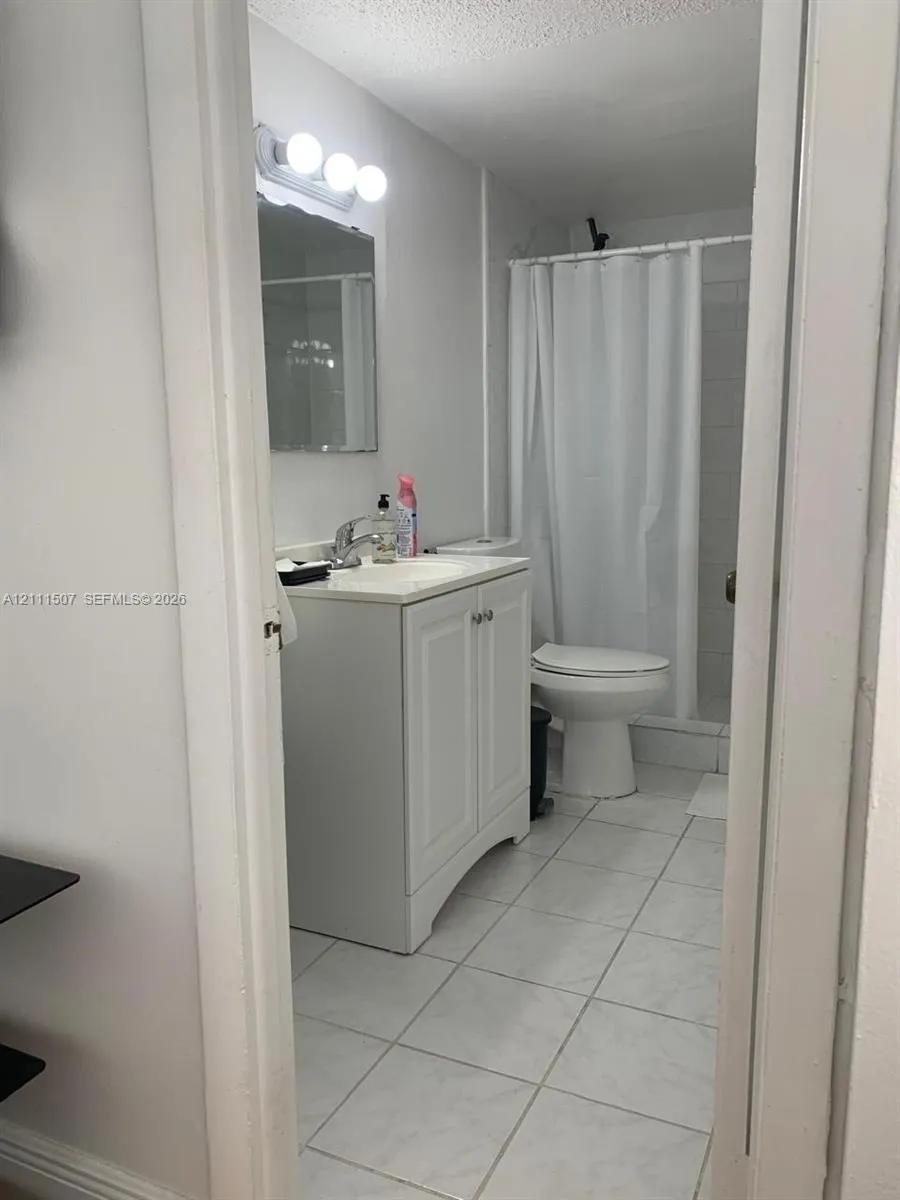 5050 NW 7th Street #PH8