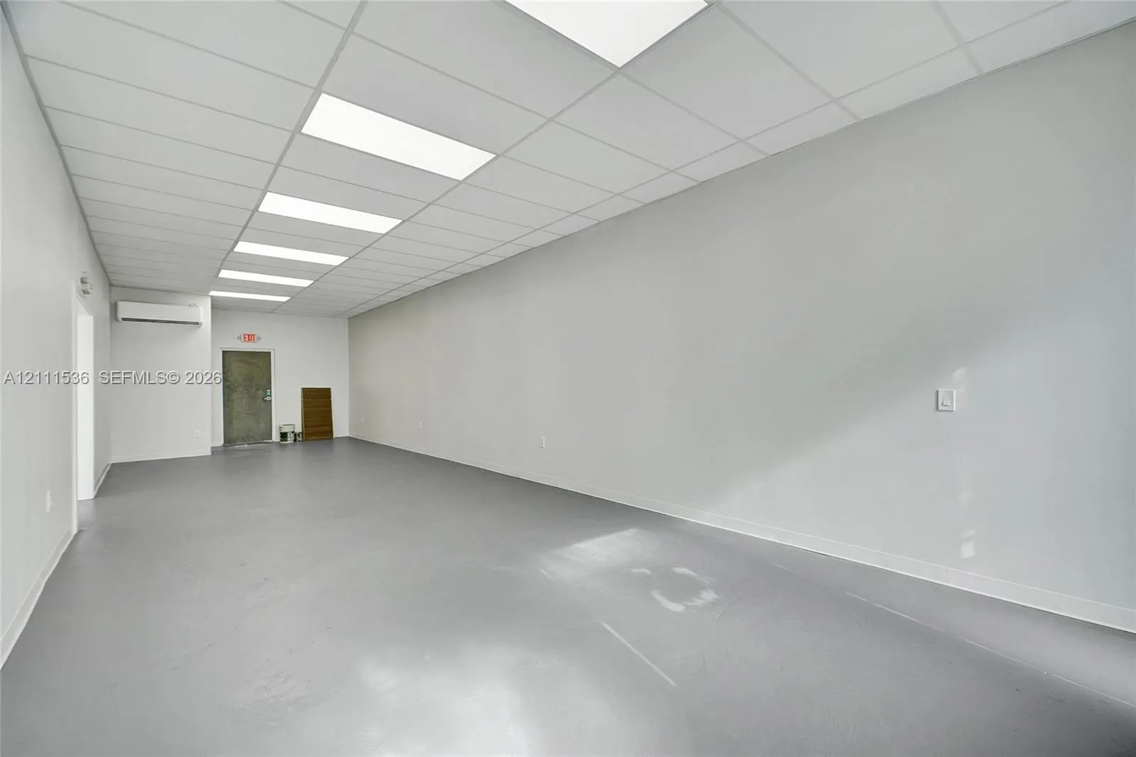 15330 W Dixie Highway