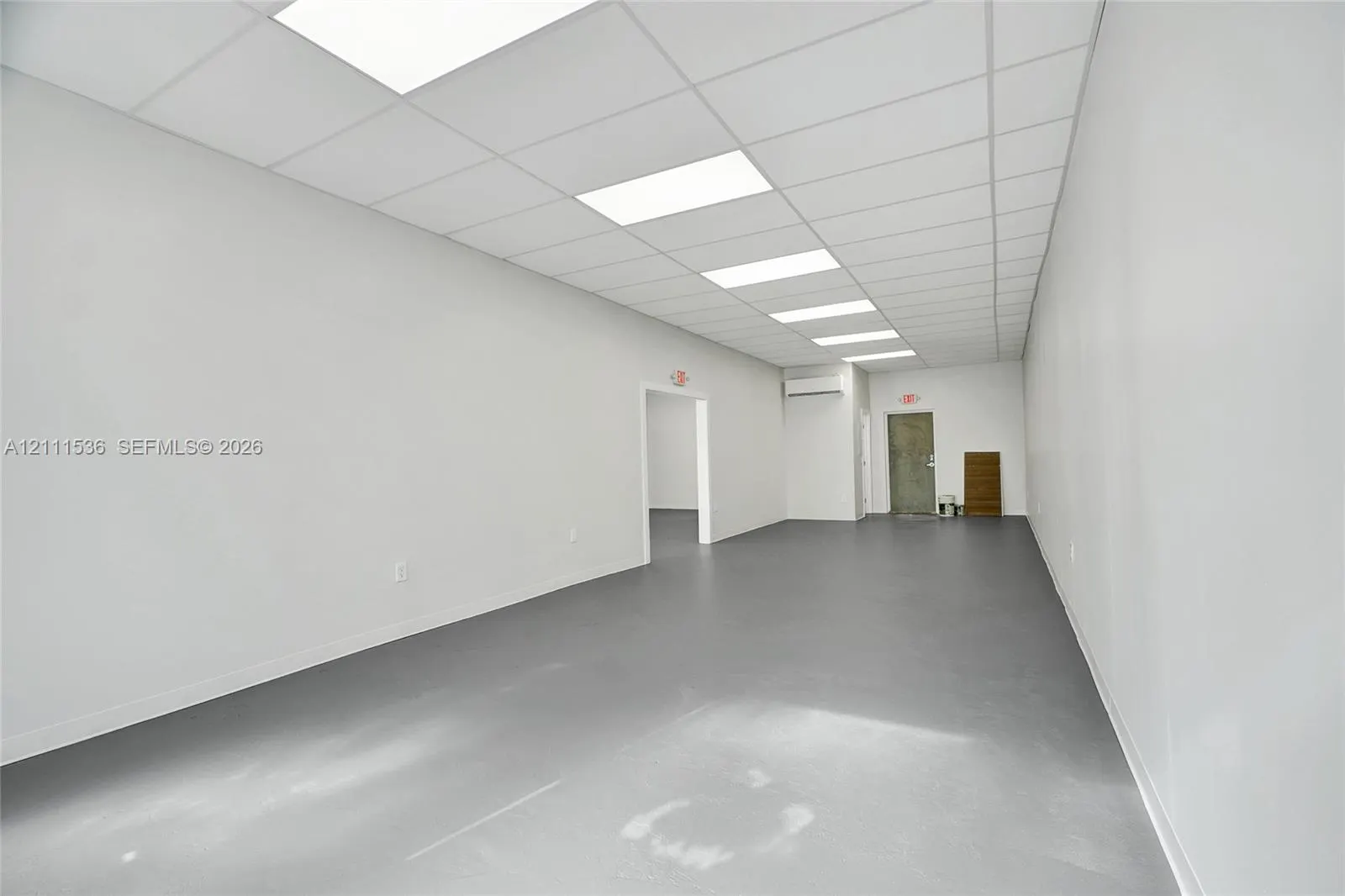 15330 W Dixie Highway