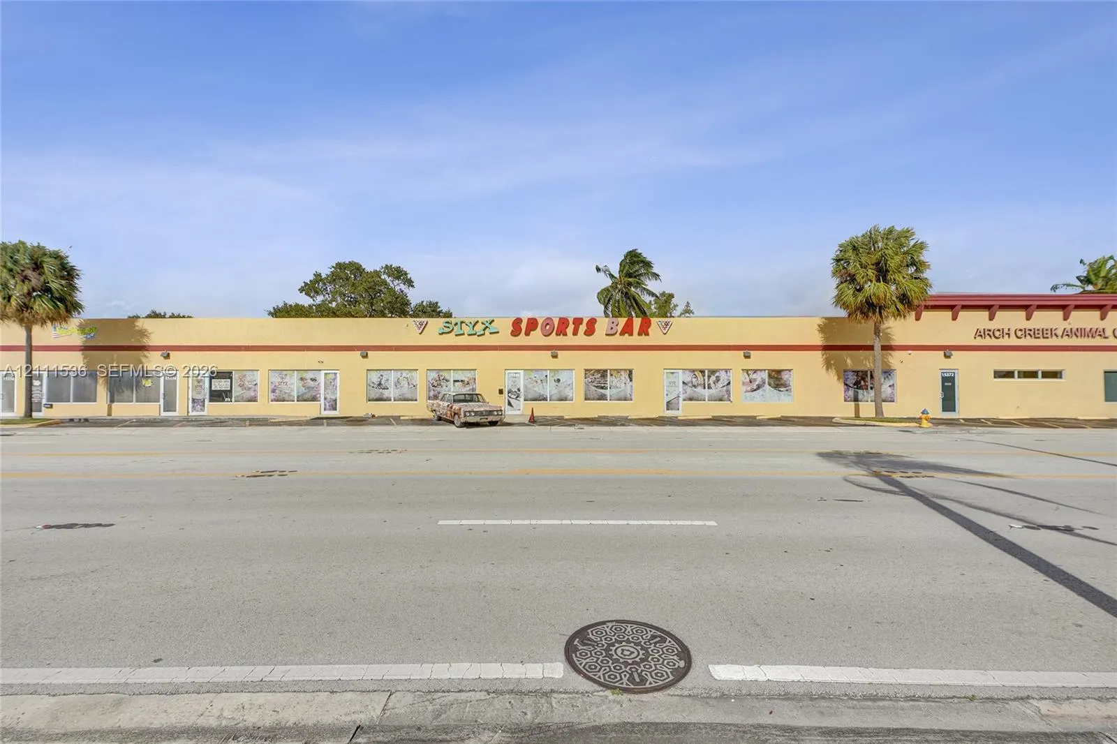 15330 W Dixie Highway