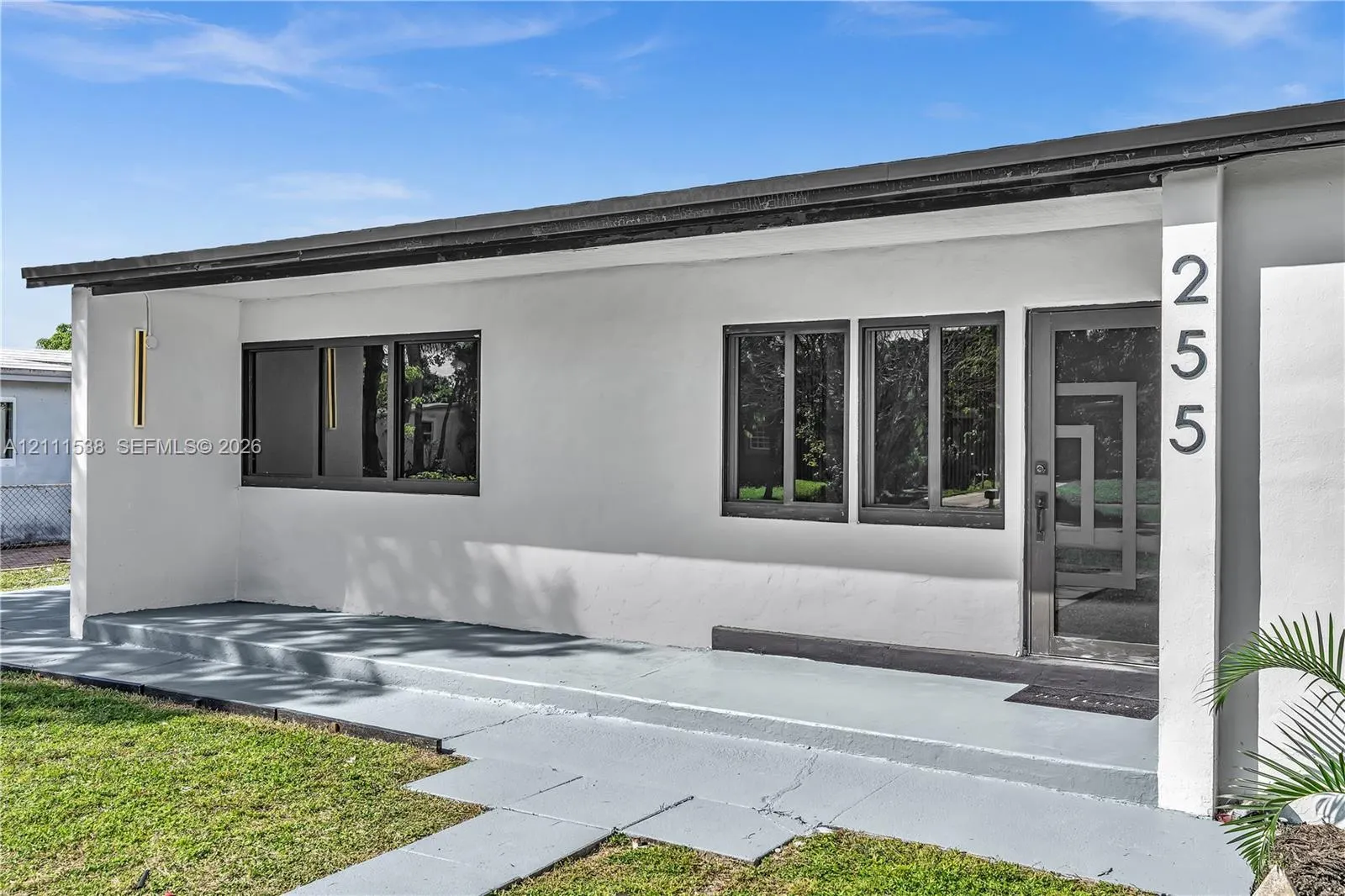 255 NE 41st Street