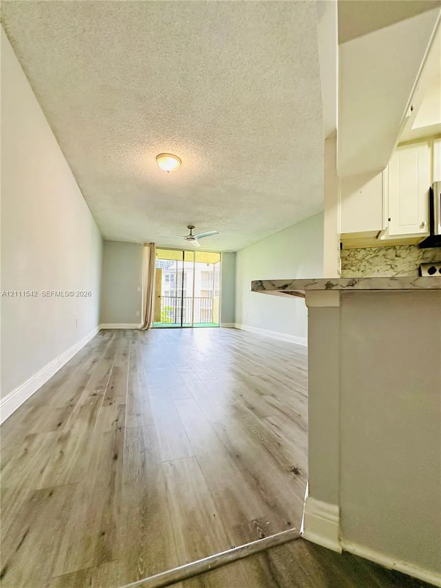 8333 Lake Drive #404