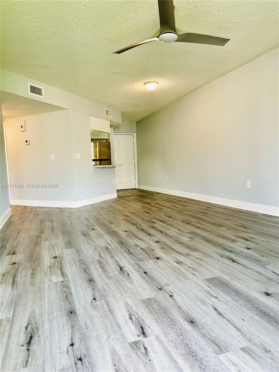 8333 Lake Drive #404