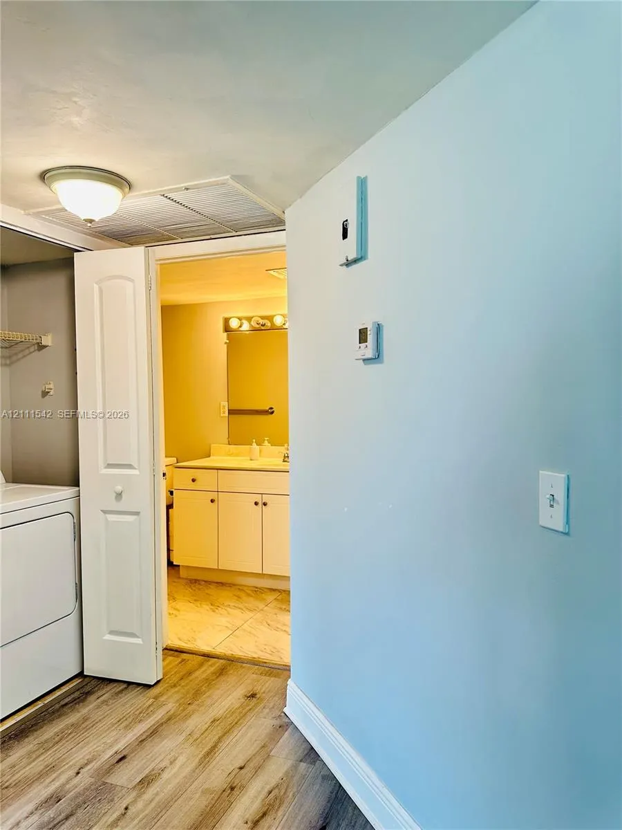 8333 Lake Drive #404