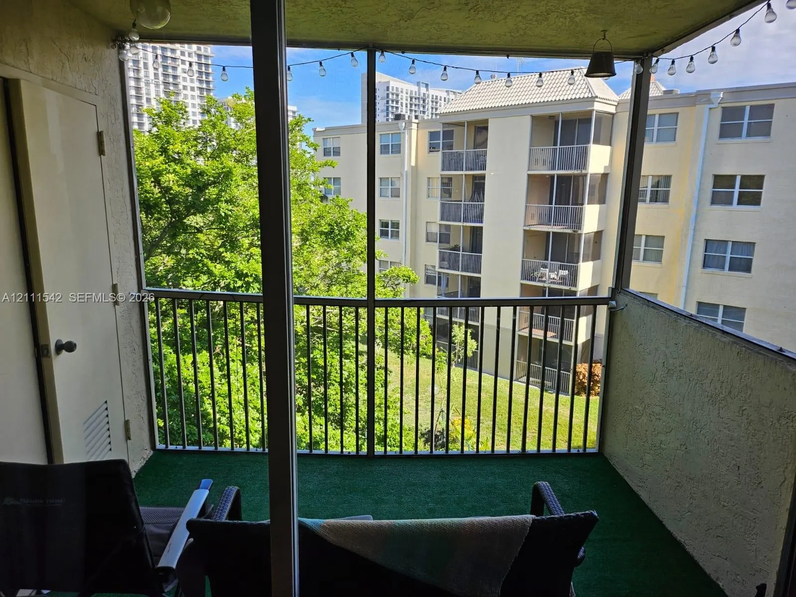 8333 Lake Drive #404