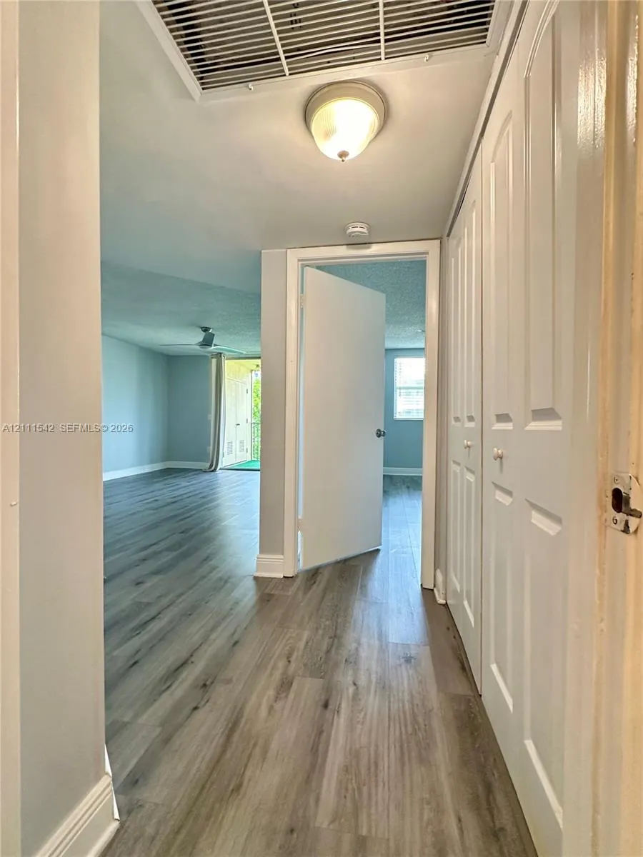 8333 Lake Drive #404