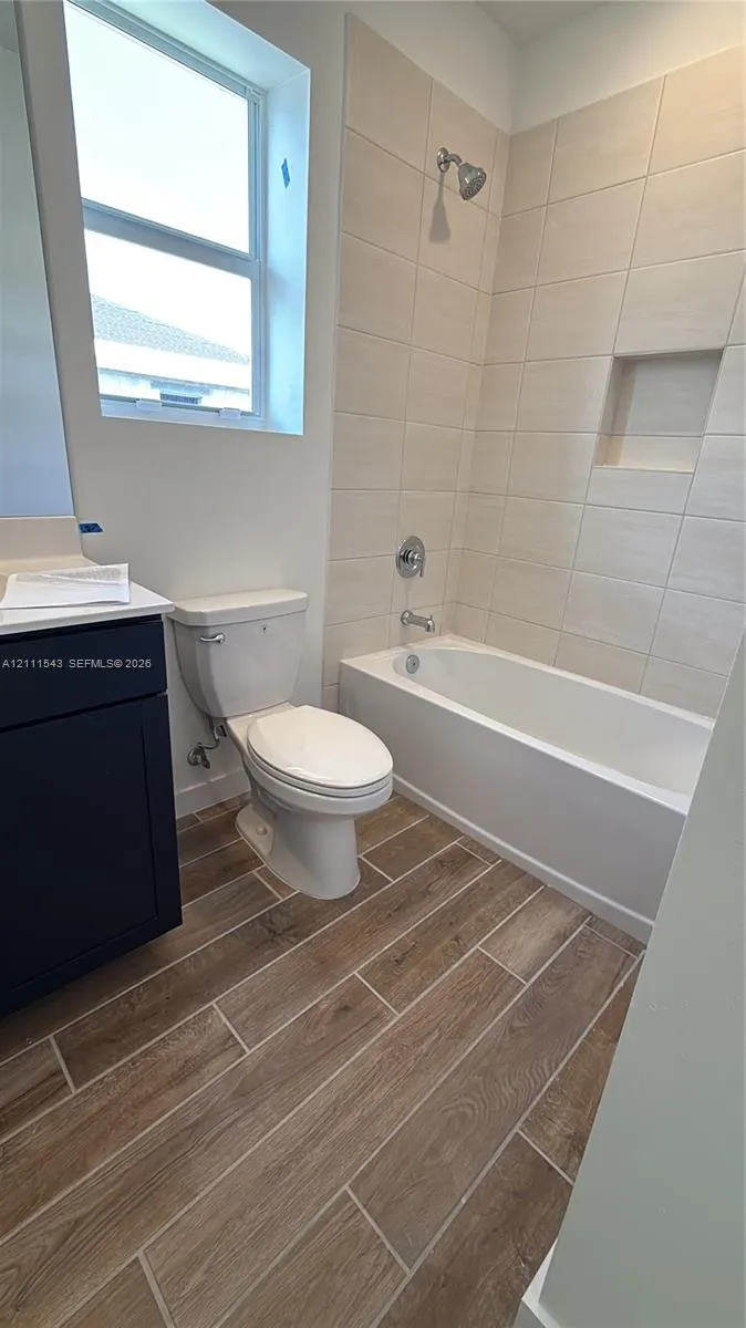 183 NE 13th Terrace #183