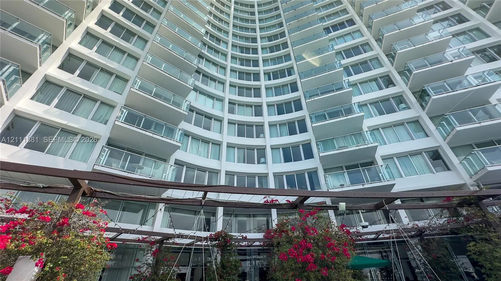 1100 West Avenue #506