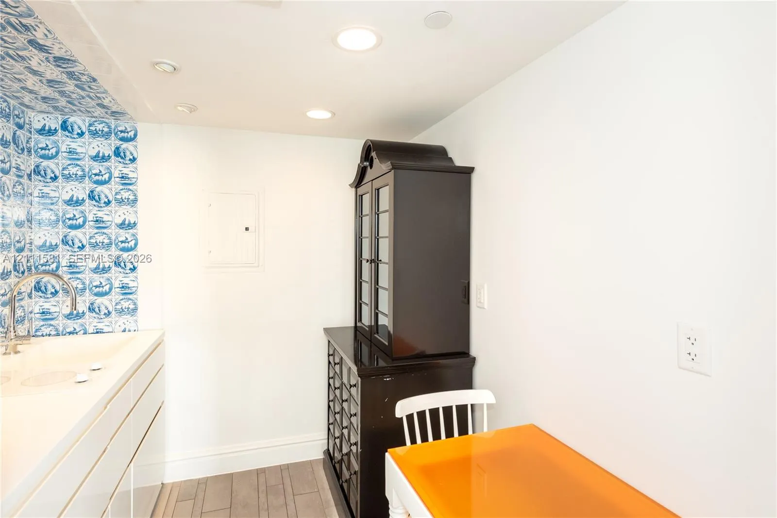 1100 West Avenue #506