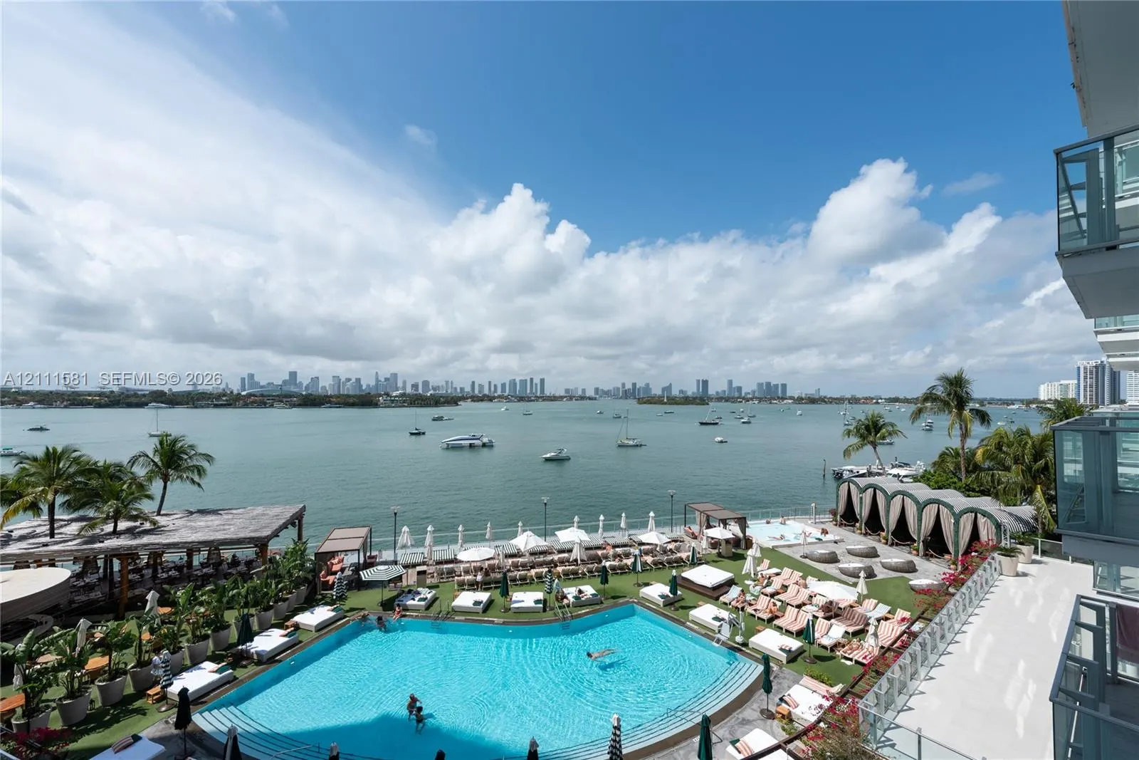 1100 West Avenue #506