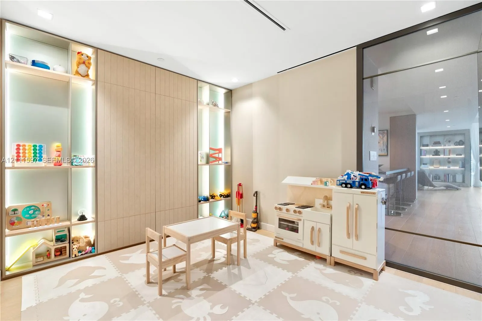6800 Fisher Island Drive #6843