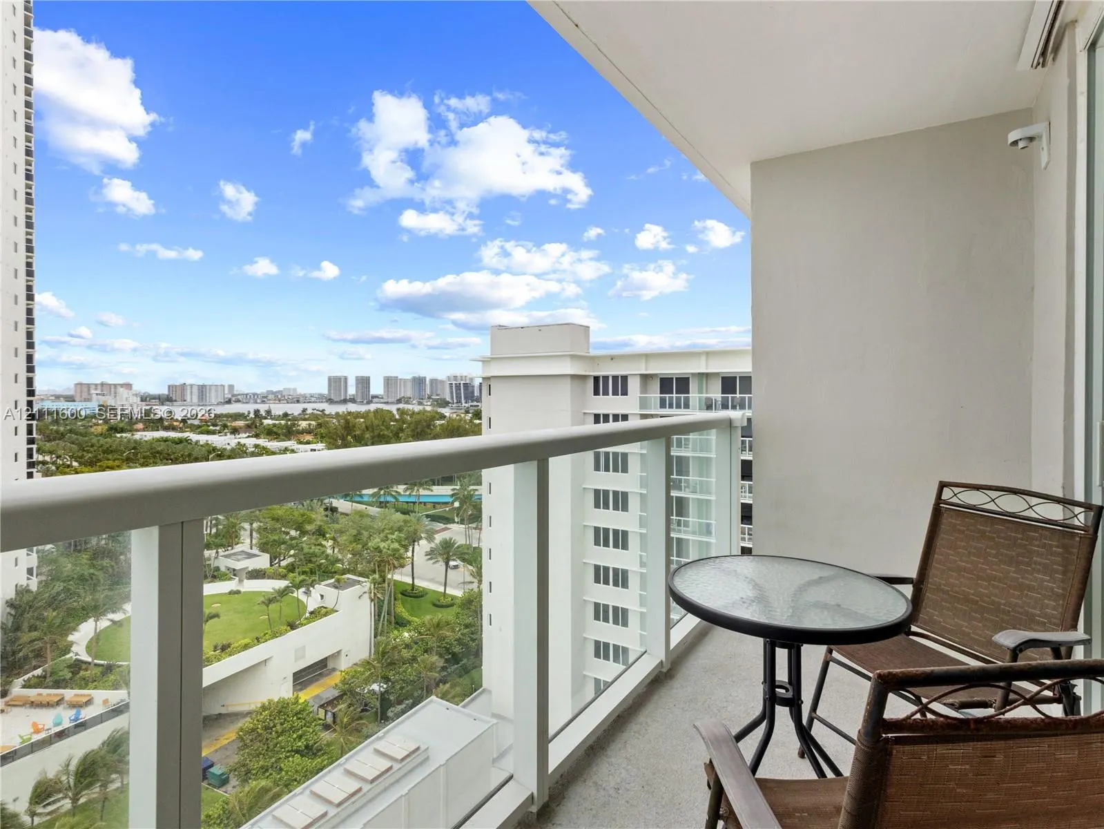 19201 Collins Avenue #1109