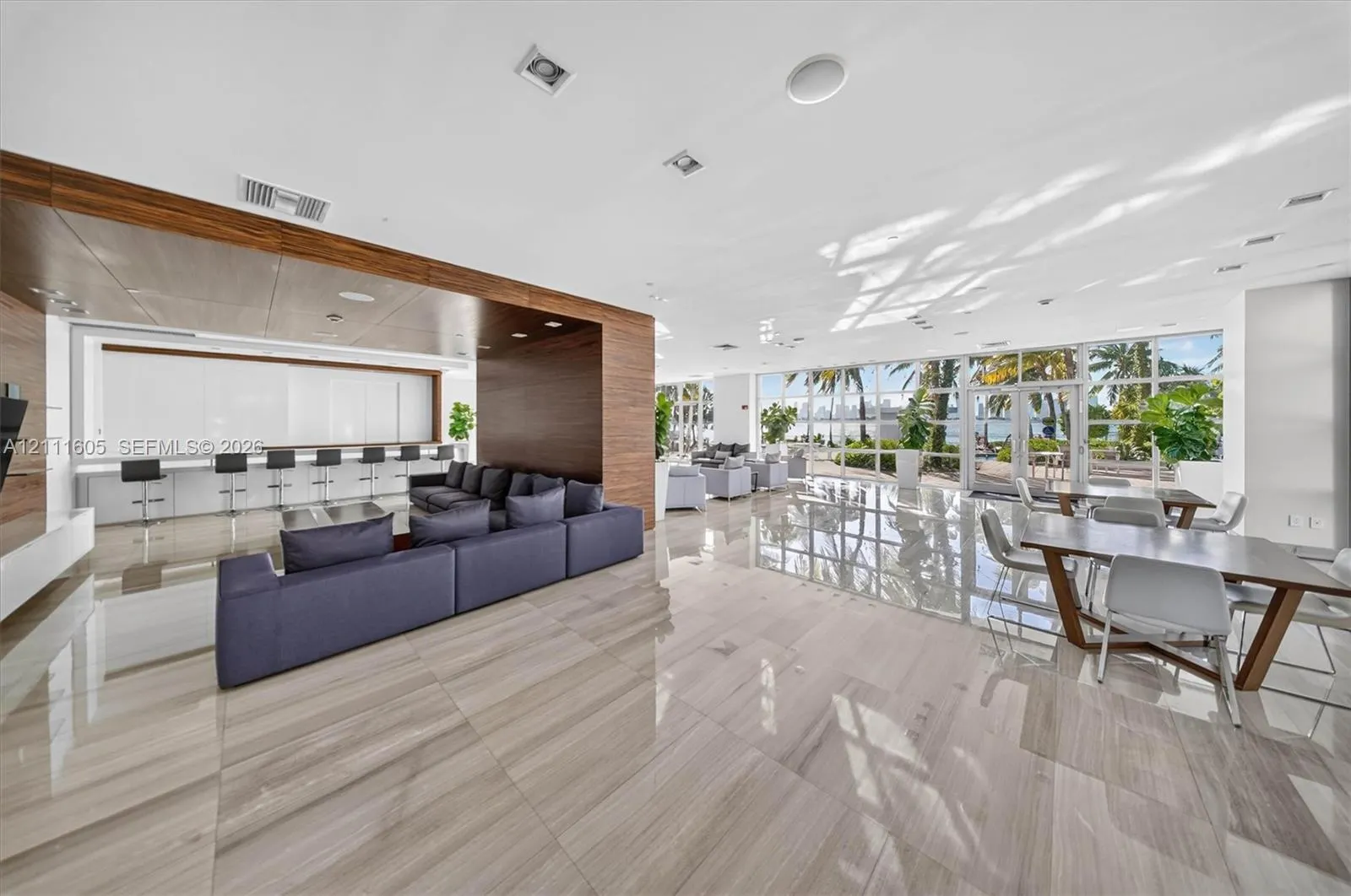 1330 West Avenue #PH02