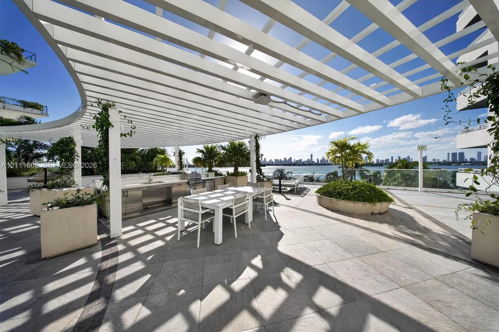 1330 West Avenue #PH02