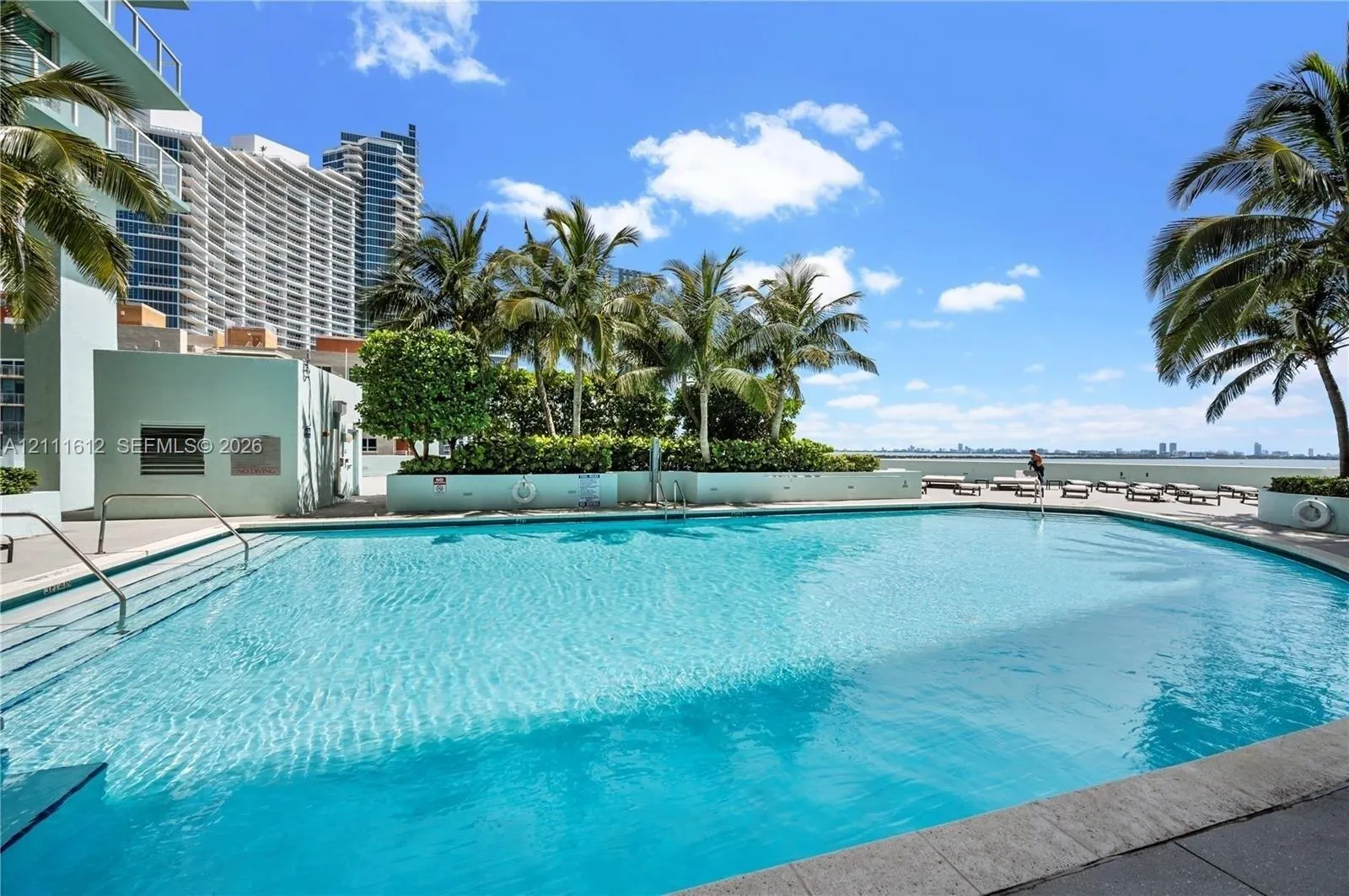1900 N Bayshore Drive #2108