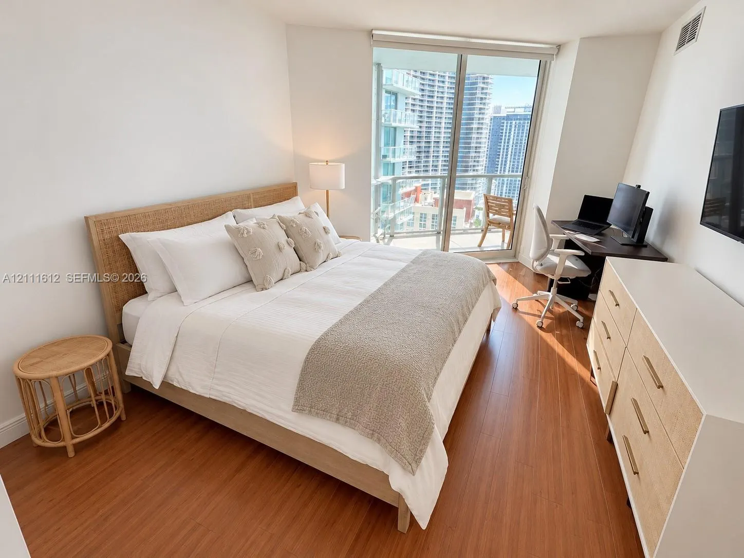 1900 N Bayshore Drive #2108