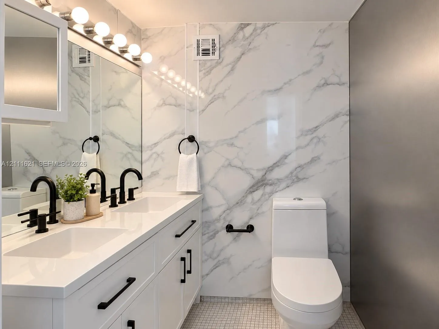 1200 West Avenue #PH15