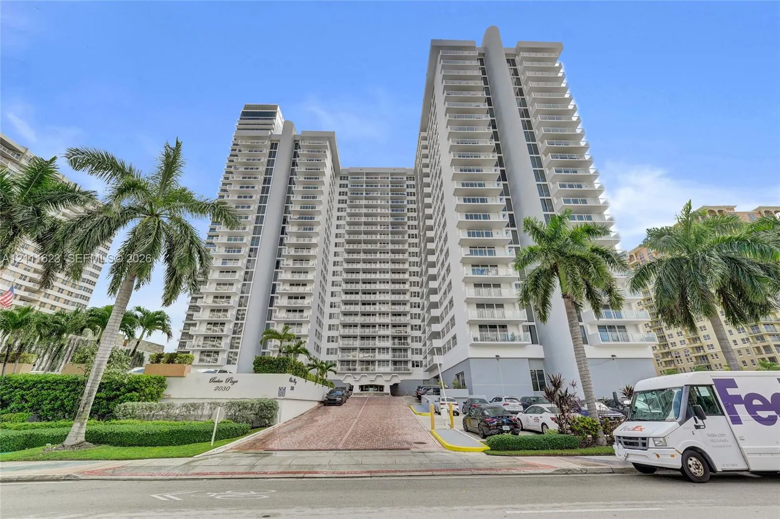 2030 S Ocean Drive #412