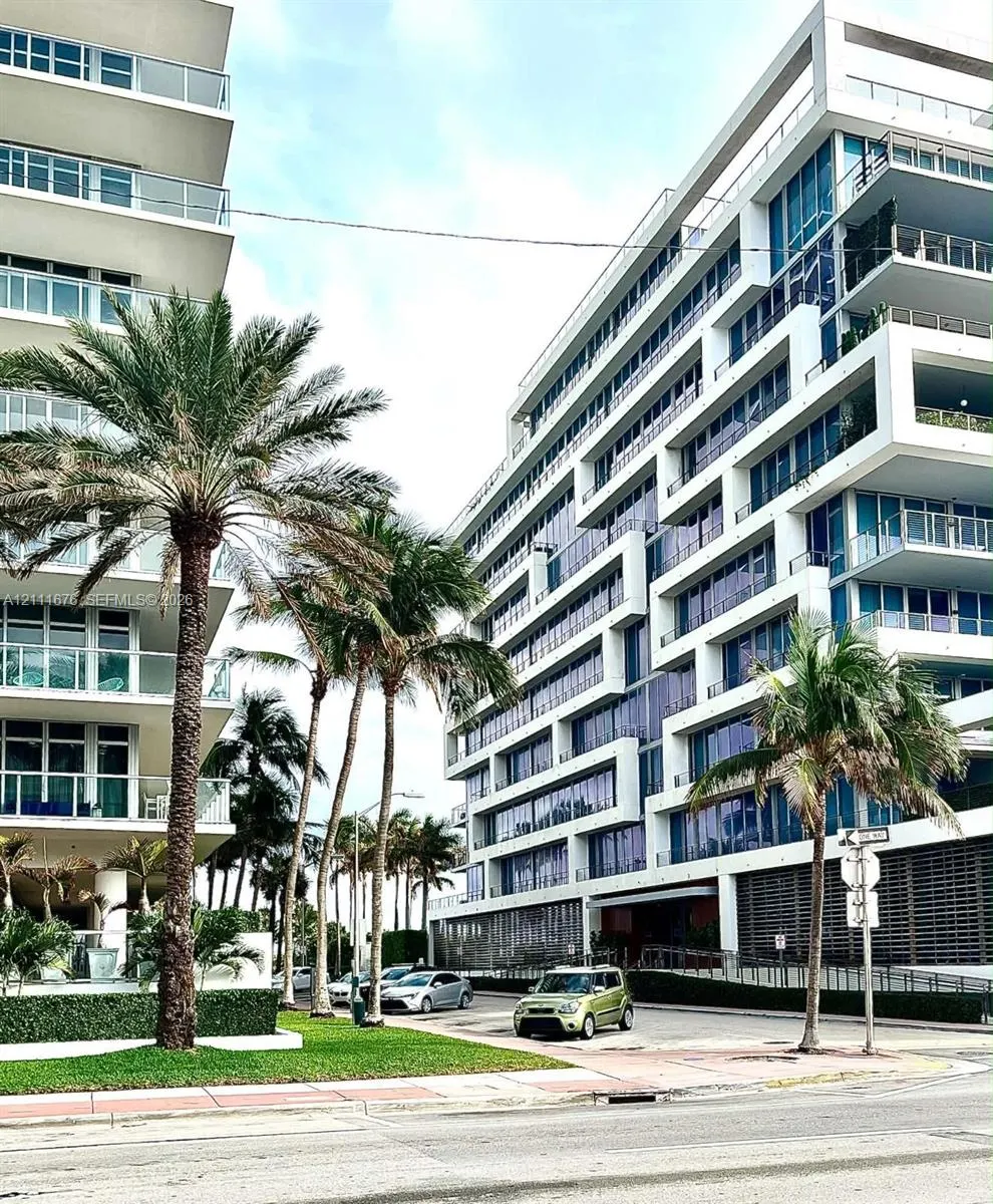 3710 Collins Avenue #N-101