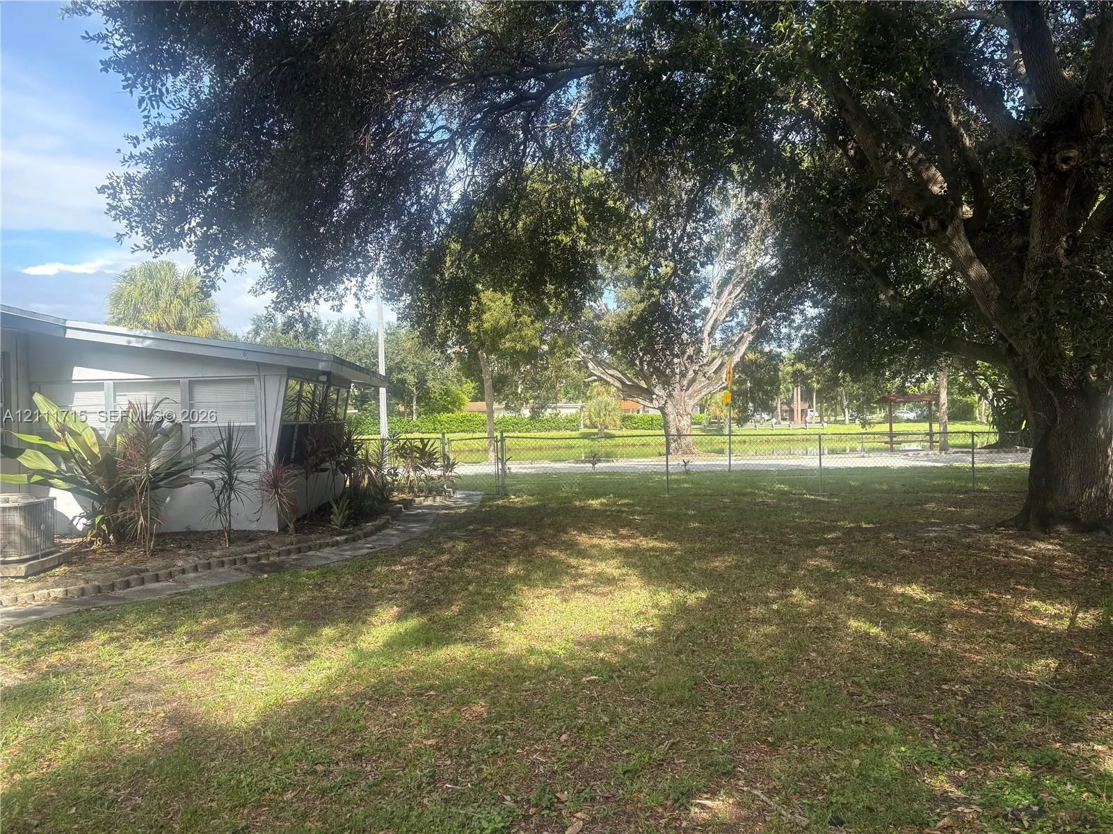18280 NE Glades Drive