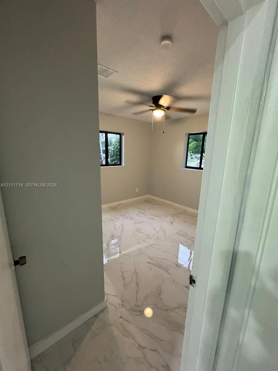 4120 SW 31st Drive #0