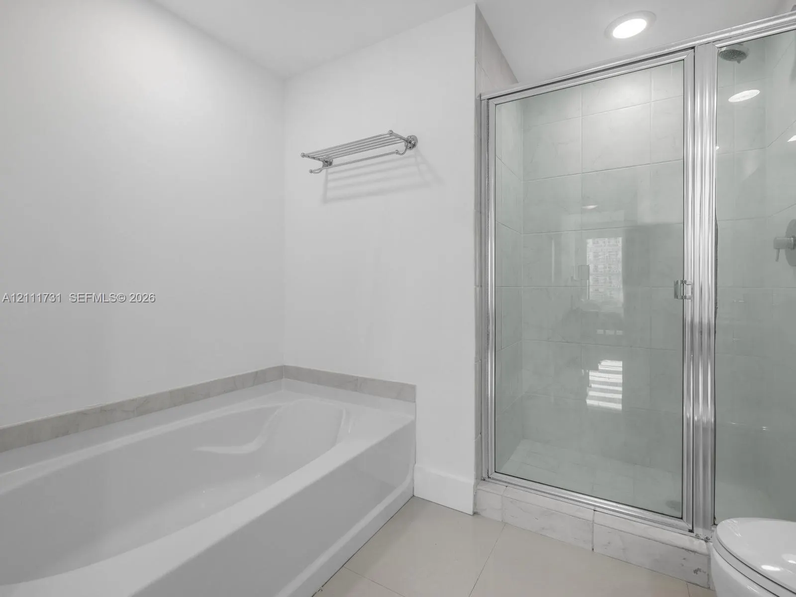 950 Brickell Bay Drive #1404