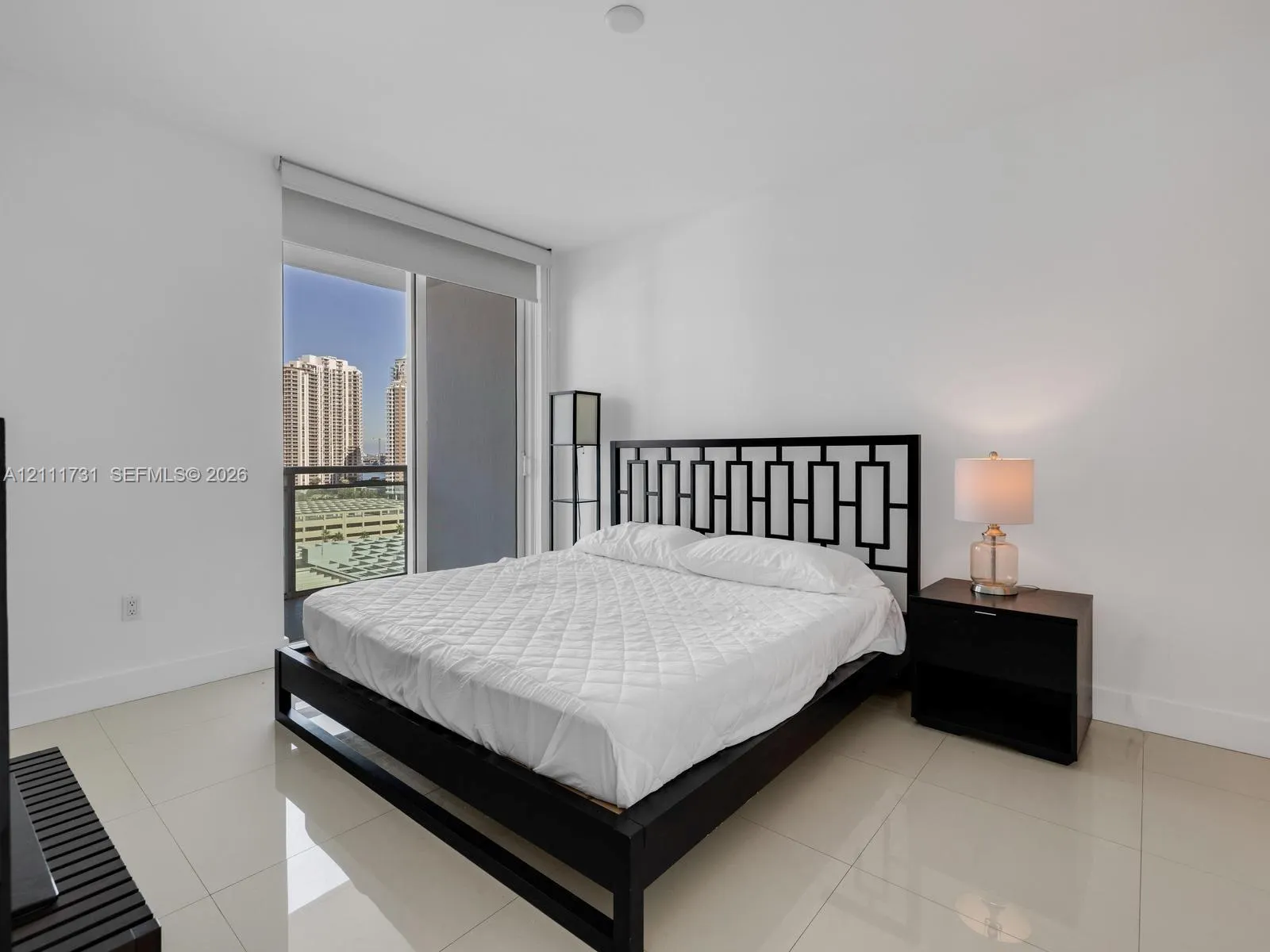 950 Brickell Bay Drive #1404