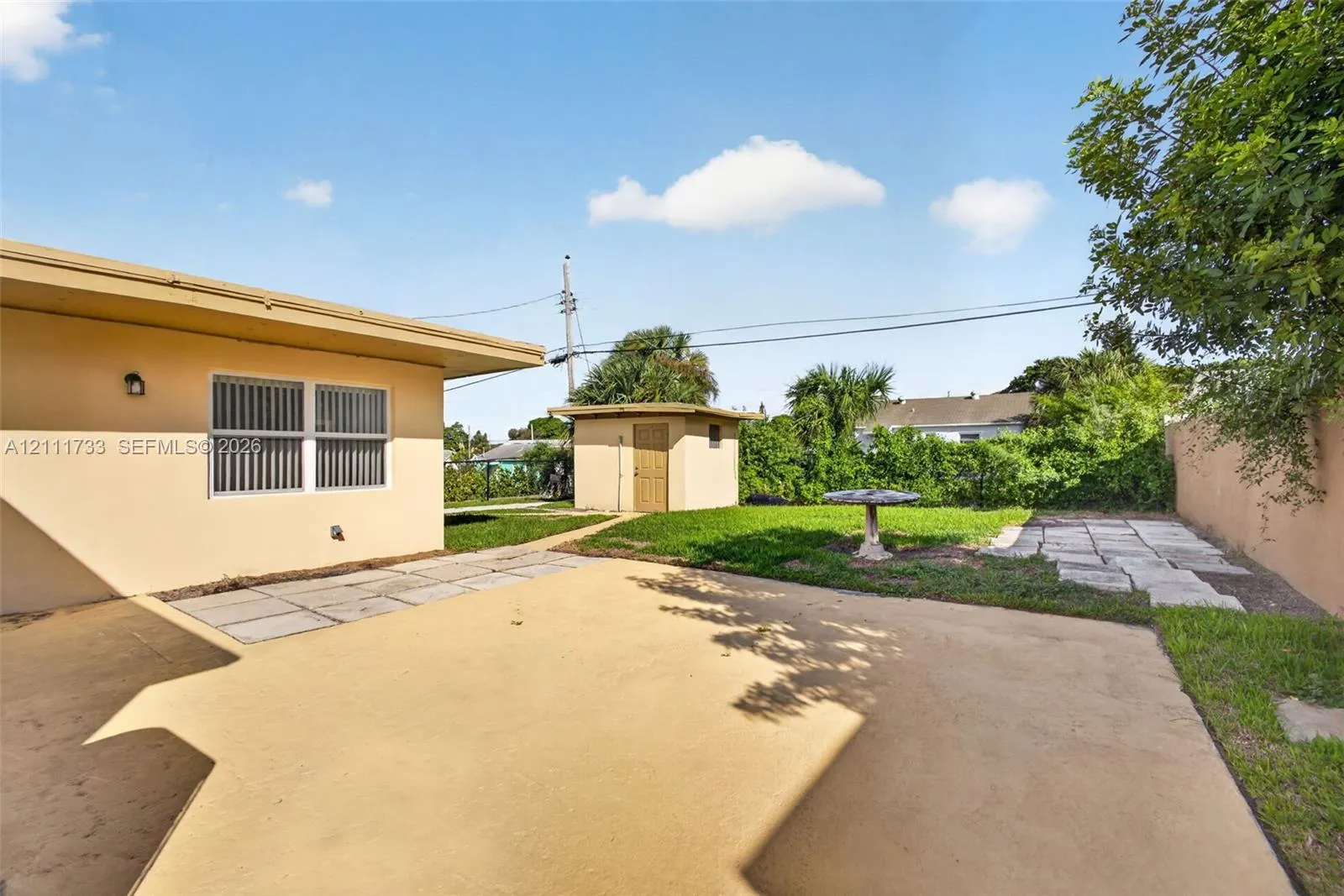 840 W 4th Street
